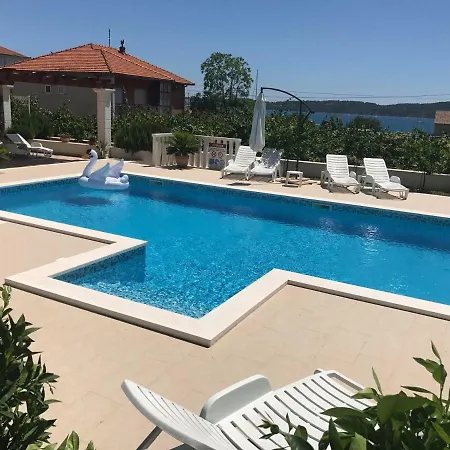 Zulim Apartamento Trogir